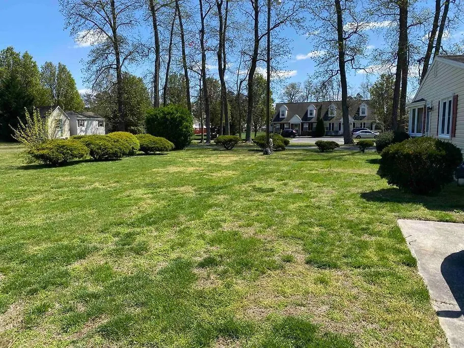 Peaceful 3Br Home Near Su, Sports Fields, Civic Center, Zoo & Ocean City Salisbury 0*,  United States